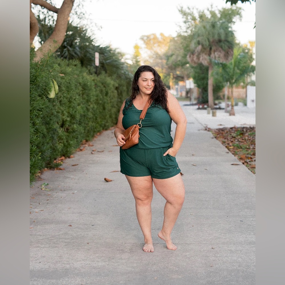 Honey Mark sage swim romper size 2XL